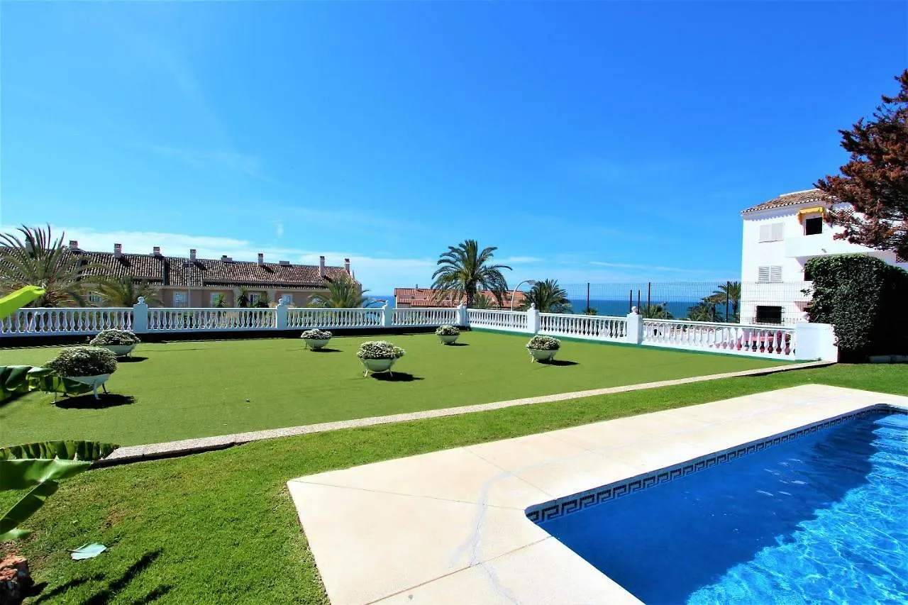 Apartamento Los Cisnes - 2º linea de playa - PISCINA ABIERTA TODO EL AÑO - EXCELENTE CONEXION WIFI Benalmádena